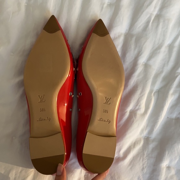 Authentic Louis Vuitton PatentLeather Cutout Flats - Picture 2 of 8